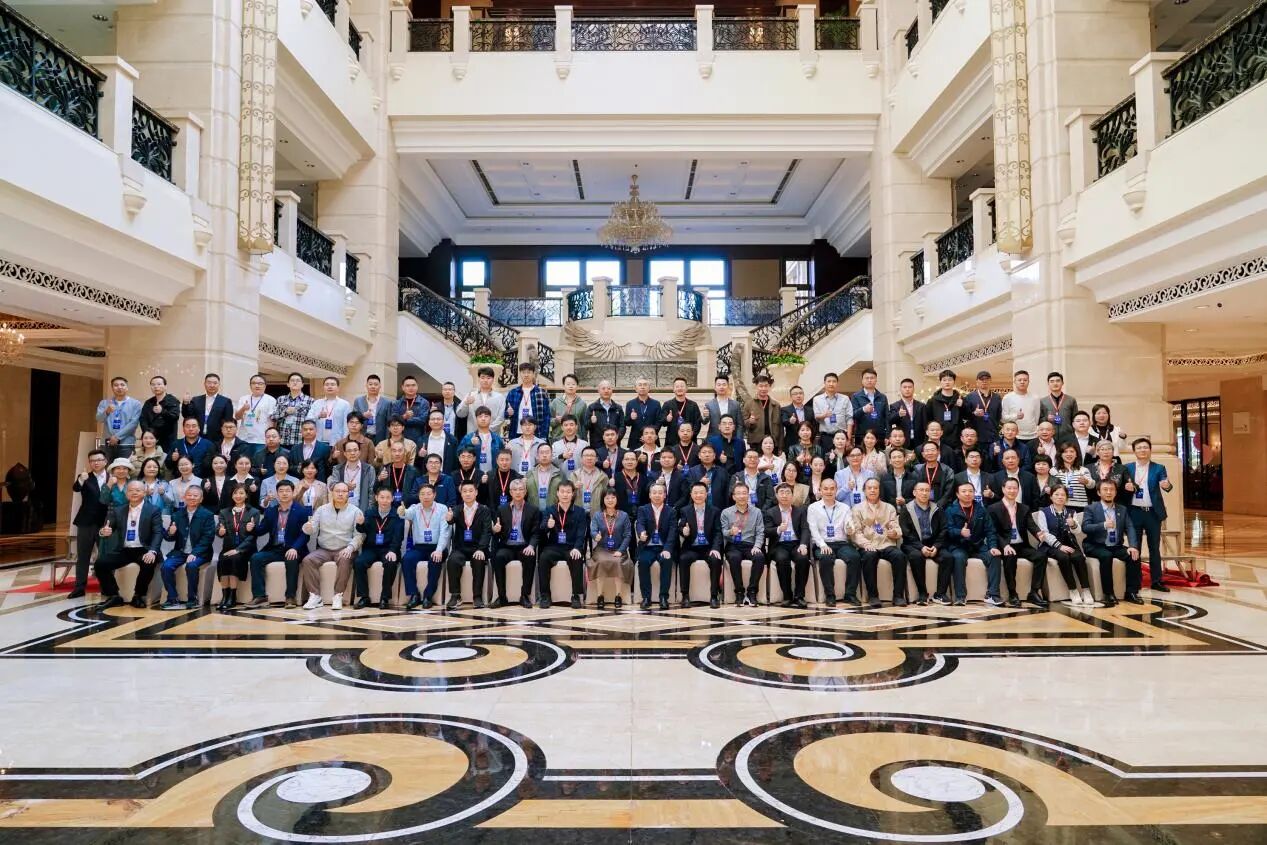 深圳亞泰光電承辦的2025全國油液監測技術大會在深圓滿落幕，AI賦能引領行業新未來